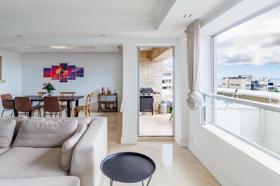 To Let 2 Bedroom Property for Rent in Bantry Bay Western Cape